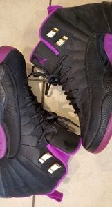 Jordan 12 Retro Hyper Violet